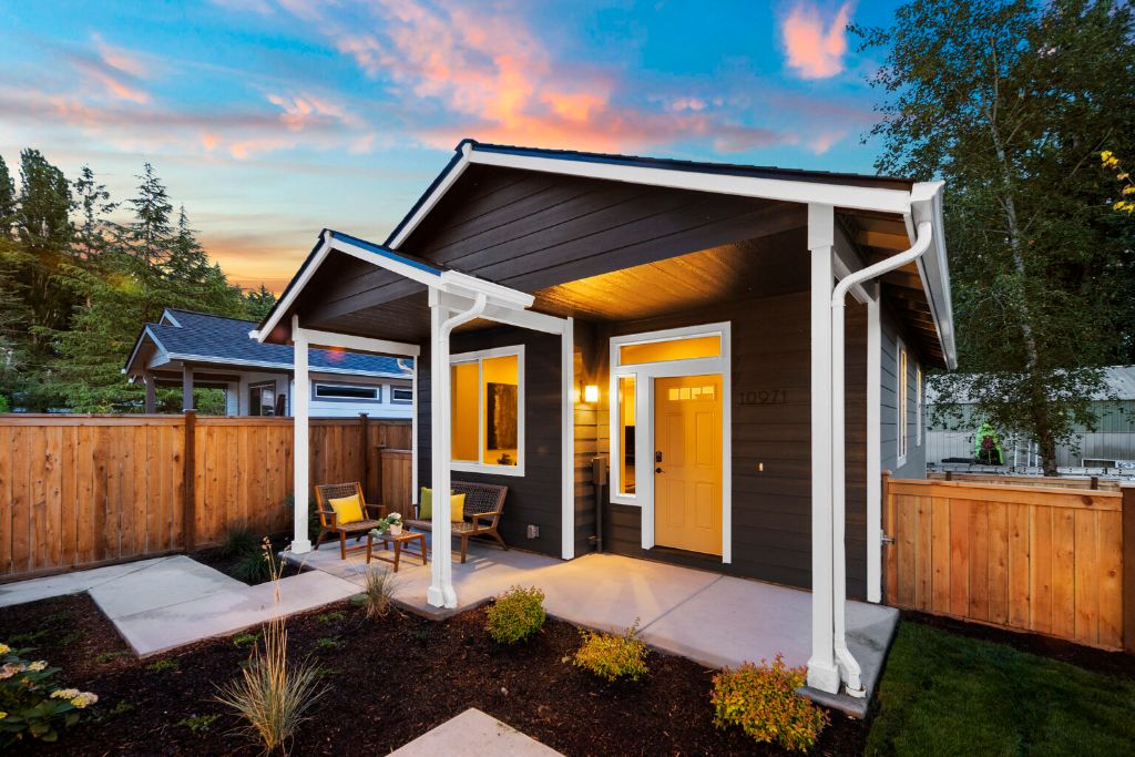 Detached garden suite ADU